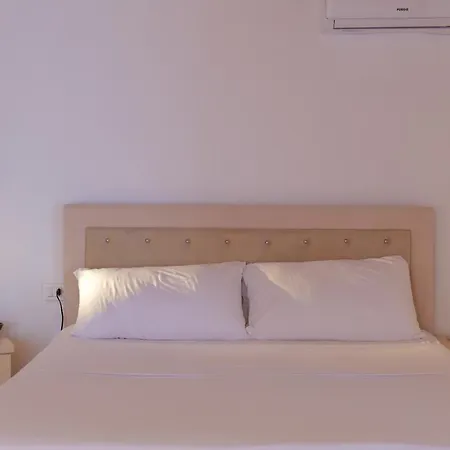 شقة Ari